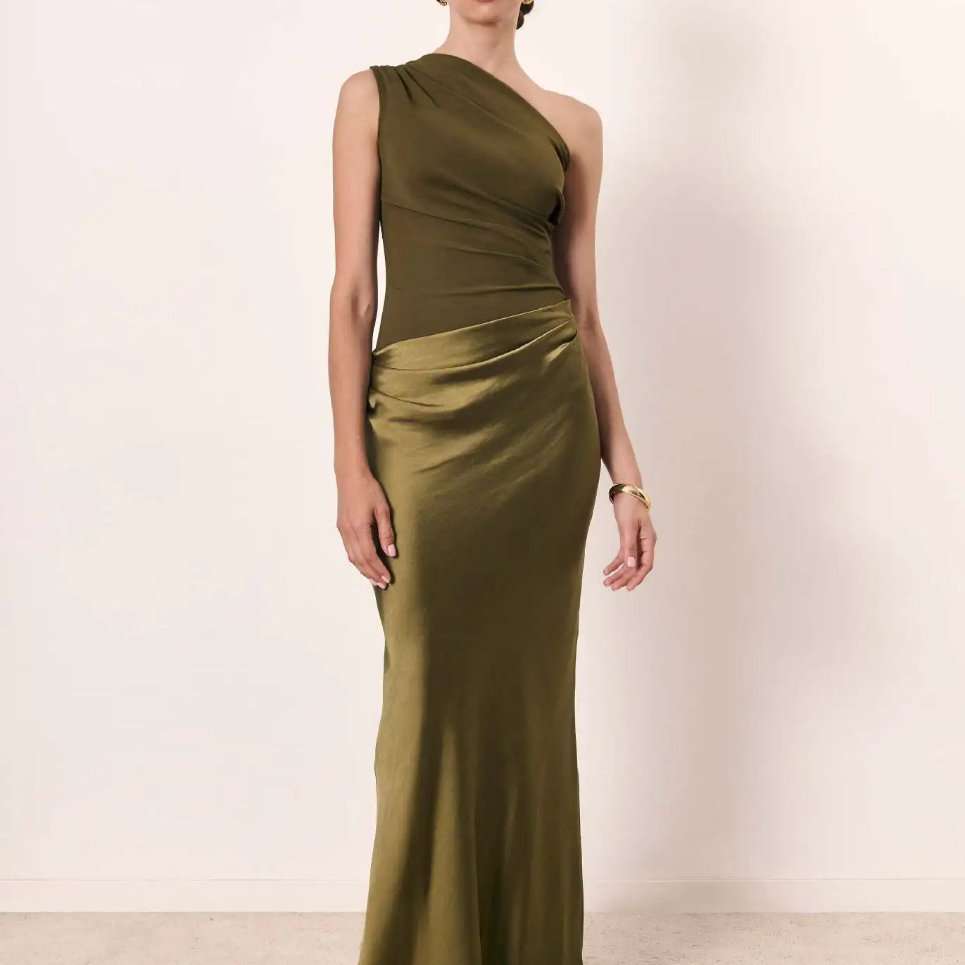 Maxi Dress with a Guilt in Satin