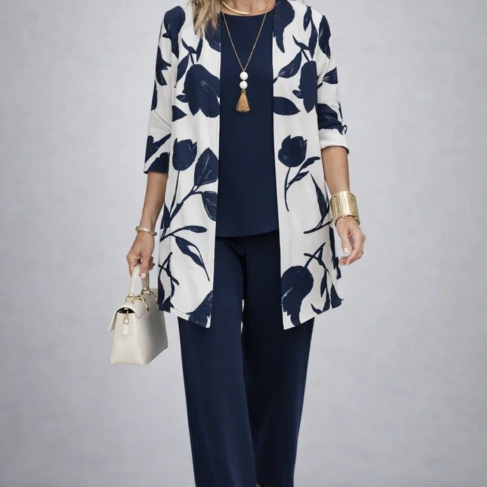 Lynn™ Elegant three-piece Set