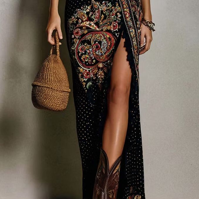 Bohemian-Style Printed Dress with Deep V-Neck and High Slit