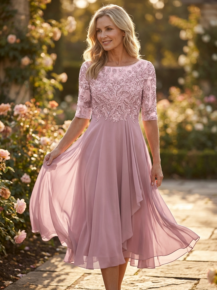 Zaria | The Flattering Lace Midi Dress